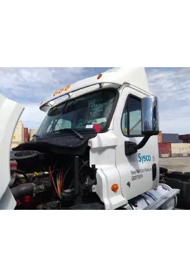 FREIGHTLINER CASCADIA 113 CAB