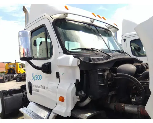 FREIGHTLINER CASCADIA 113 CAB