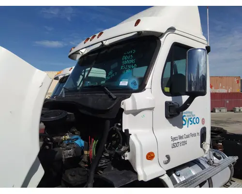 FREIGHTLINER CASCADIA 113 CAB