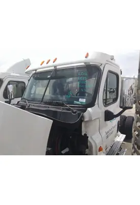 FREIGHTLINER CASCADIA 113 CAB