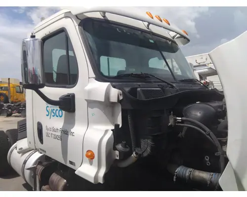 FREIGHTLINER CASCADIA 113 CAB