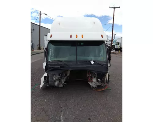 FREIGHTLINER CASCADIA 113 CAB