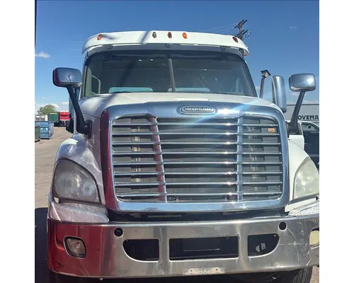 FREIGHTLINER CASCADIA 113 CAB