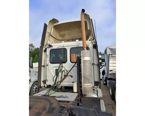 FREIGHTLINER CASCADIA 113 CAB