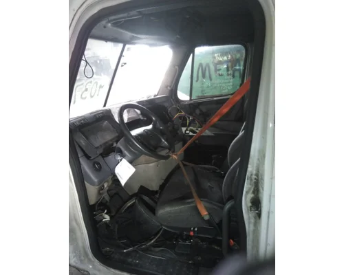 FREIGHTLINER CASCADIA 113 CAB