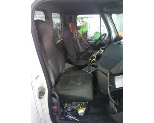 FREIGHTLINER CASCADIA 113 CAB