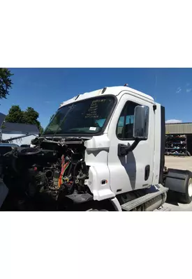 FREIGHTLINER CASCADIA 113 CAB