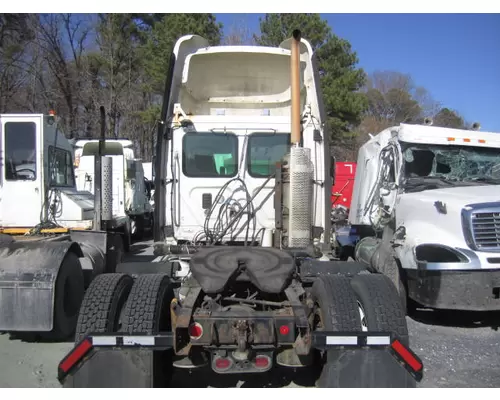 FREIGHTLINER CASCADIA 113 CAB