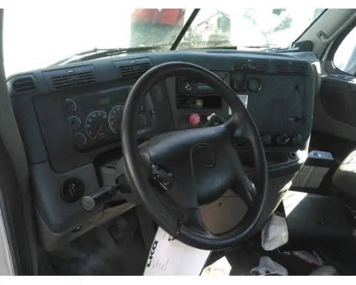 FREIGHTLINER CASCADIA 113 CAB