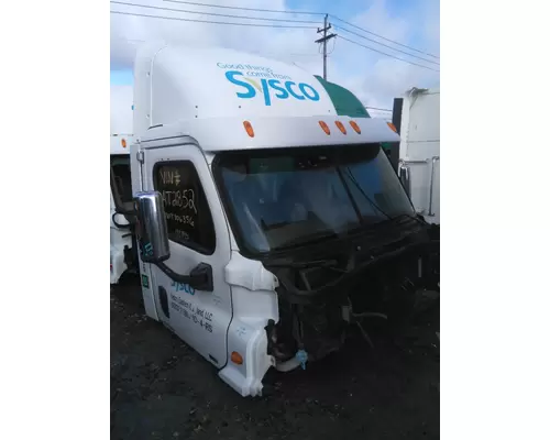 FREIGHTLINER CASCADIA 113 CAB