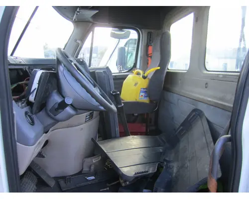 FREIGHTLINER CASCADIA 113 CAB