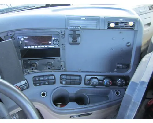 FREIGHTLINER CASCADIA 113 CAB