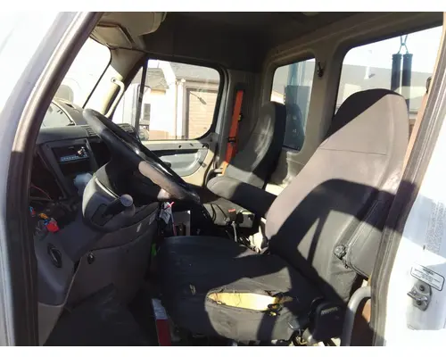 FREIGHTLINER CASCADIA 113 CAB