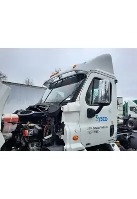 FREIGHTLINER CASCADIA 113 CAB