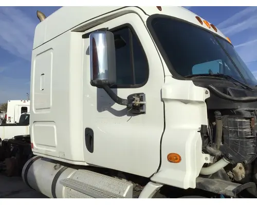 FREIGHTLINER CASCADIA 113 CAB