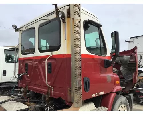 FREIGHTLINER CASCADIA 113 CAB