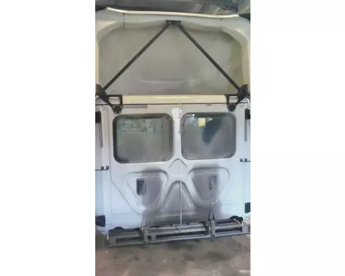 FREIGHTLINER CASCADIA 113 CAB