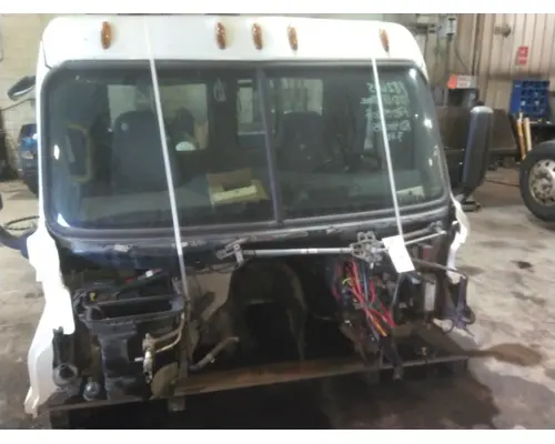 FREIGHTLINER CASCADIA 113 CAB