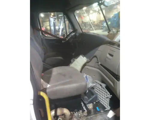 FREIGHTLINER CASCADIA 113 CAB