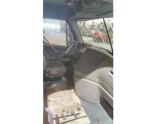 FREIGHTLINER CASCADIA 113 CAB