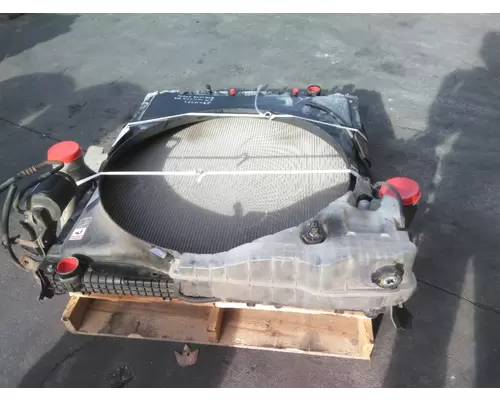 FREIGHTLINER CASCADIA 113 COOLING ASSEMBLY (RAD, COND, ATAAC)