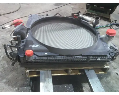 FREIGHTLINER CASCADIA 113 COOLING ASSEMBLY (RAD, COND, ATAAC)