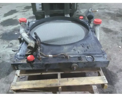FREIGHTLINER CASCADIA 113 COOLING ASSEMBLY (RAD, COND, ATAAC)