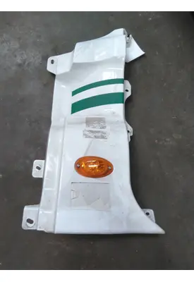 FREIGHTLINER CASCADIA 113 COWL