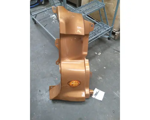 FREIGHTLINER CASCADIA 113 COWL