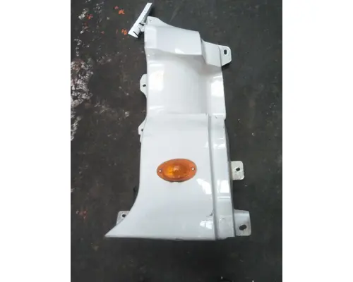 FREIGHTLINER CASCADIA 113 COWL