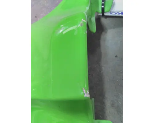 FREIGHTLINER CASCADIA 113 COWL