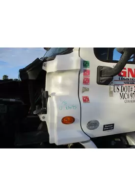 FREIGHTLINER CASCADIA 113 COWL