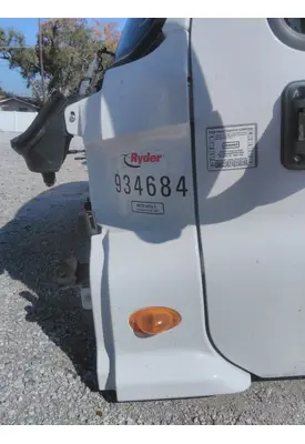 FREIGHTLINER CASCADIA 113 COWL