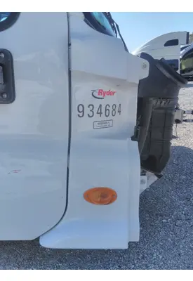 FREIGHTLINER CASCADIA 113 COWL