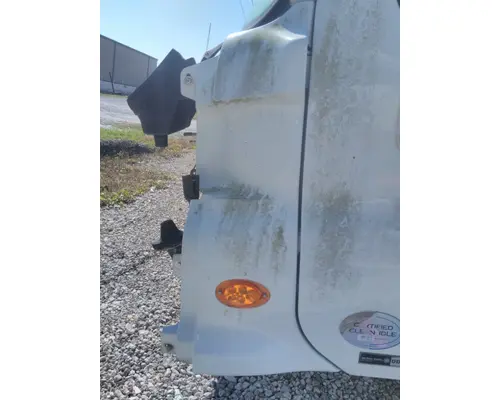 FREIGHTLINER CASCADIA 113 COWL