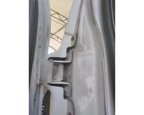 FREIGHTLINER CASCADIA 113 COWL