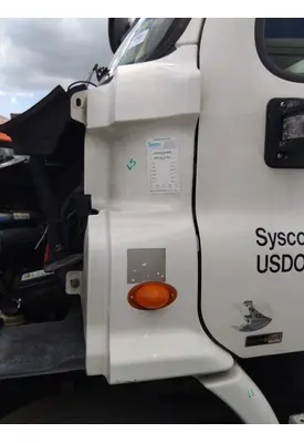 FREIGHTLINER CASCADIA 113 COWL