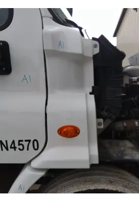 FREIGHTLINER CASCADIA 113 COWL
