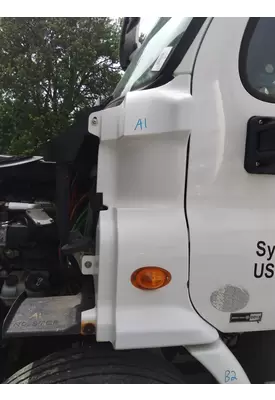 FREIGHTLINER CASCADIA 113 COWL