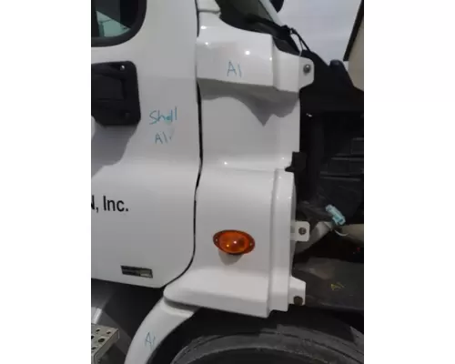 FREIGHTLINER CASCADIA 113 COWL