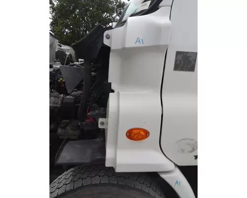 FREIGHTLINER CASCADIA 113 COWL
