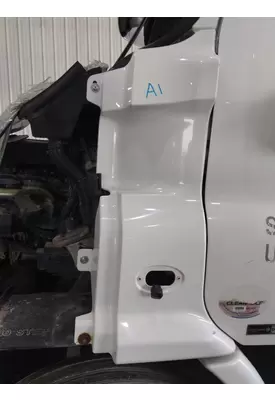 FREIGHTLINER CASCADIA 113 COWL