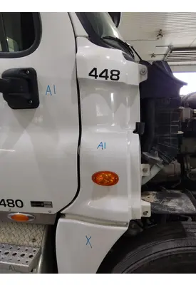 FREIGHTLINER CASCADIA 113 COWL