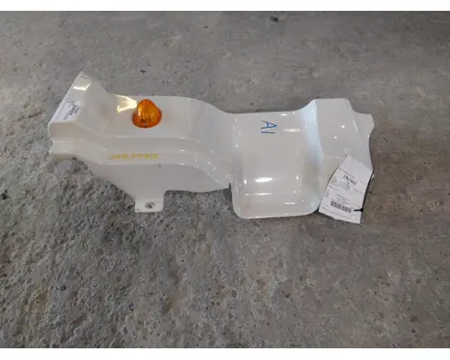 FREIGHTLINER CASCADIA 113 COWL