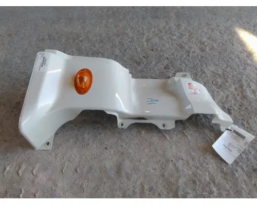 FREIGHTLINER CASCADIA 113 COWL