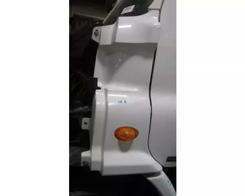 FREIGHTLINER CASCADIA 113 COWL
