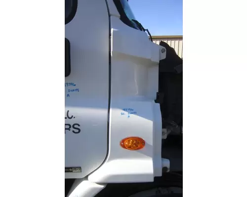 FREIGHTLINER CASCADIA 113 COWL