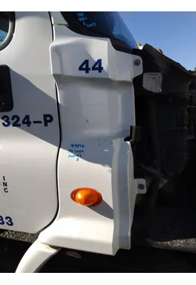 FREIGHTLINER CASCADIA 113 COWL
