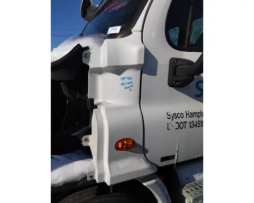 FREIGHTLINER CASCADIA 113 COWL