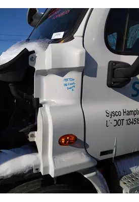 FREIGHTLINER CASCADIA 113 COWL